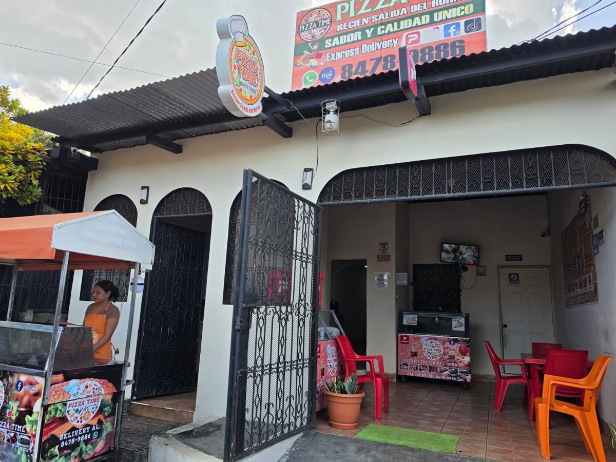 Fachada de Pizza Time
